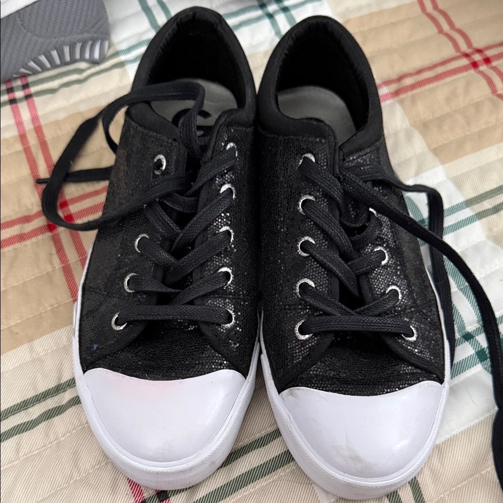 Guess Black and White Women's Sneakers